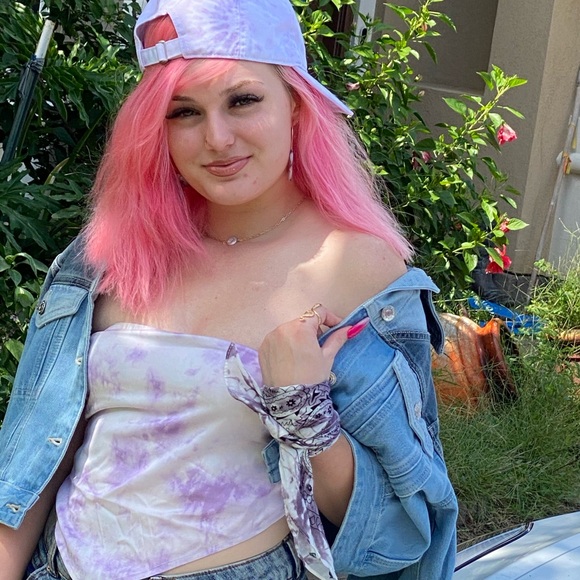 Meet your Posher, Jinxx - Picture 1 of 5